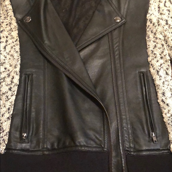 GUESS jacket! NWOT! Size medium! - Picture 5 of 6